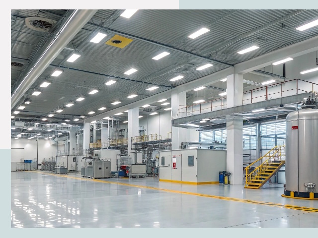 Освещение ангаров в Набережных Челнах от 609 руб. - Эффективные решения